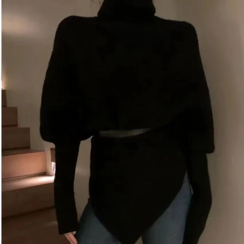 เสื้อสเวตเตอร์ถักไหมพรมทรงไม่สมมาตร แขนยาวทรงปีกค้างคาว สำหรับผู้หญิง สไตล์สตรีทแวร์ลำลอง เหมาะสำหรับฤดูใบไม้ร่วงและฤดูหนาว คอเต่า