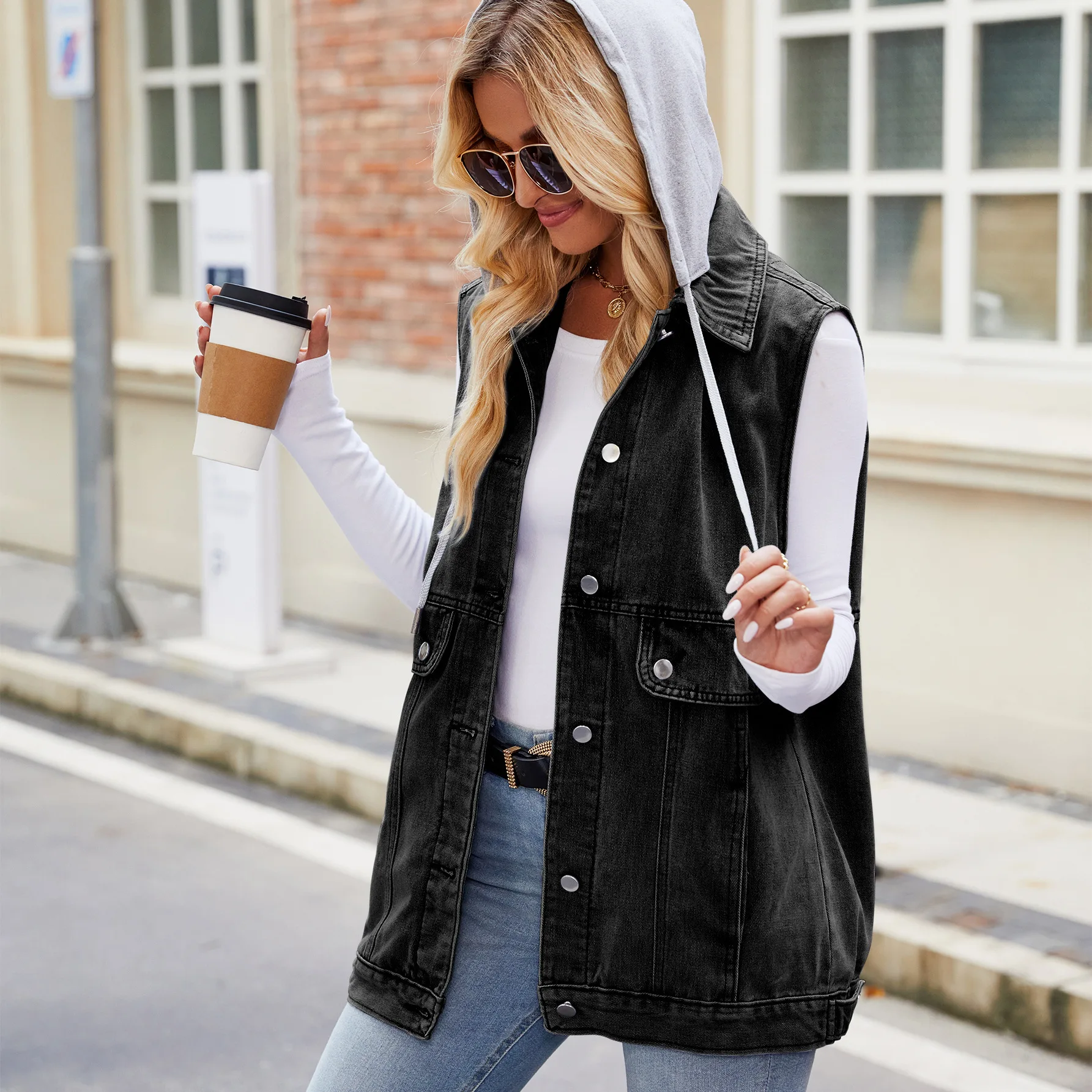 

Chic Denim Vest with Vest Shoulders Summer Fashion Trendy Sleeveless Denim Tank Top for Women Y2K Denin Jackets Outwear Coats