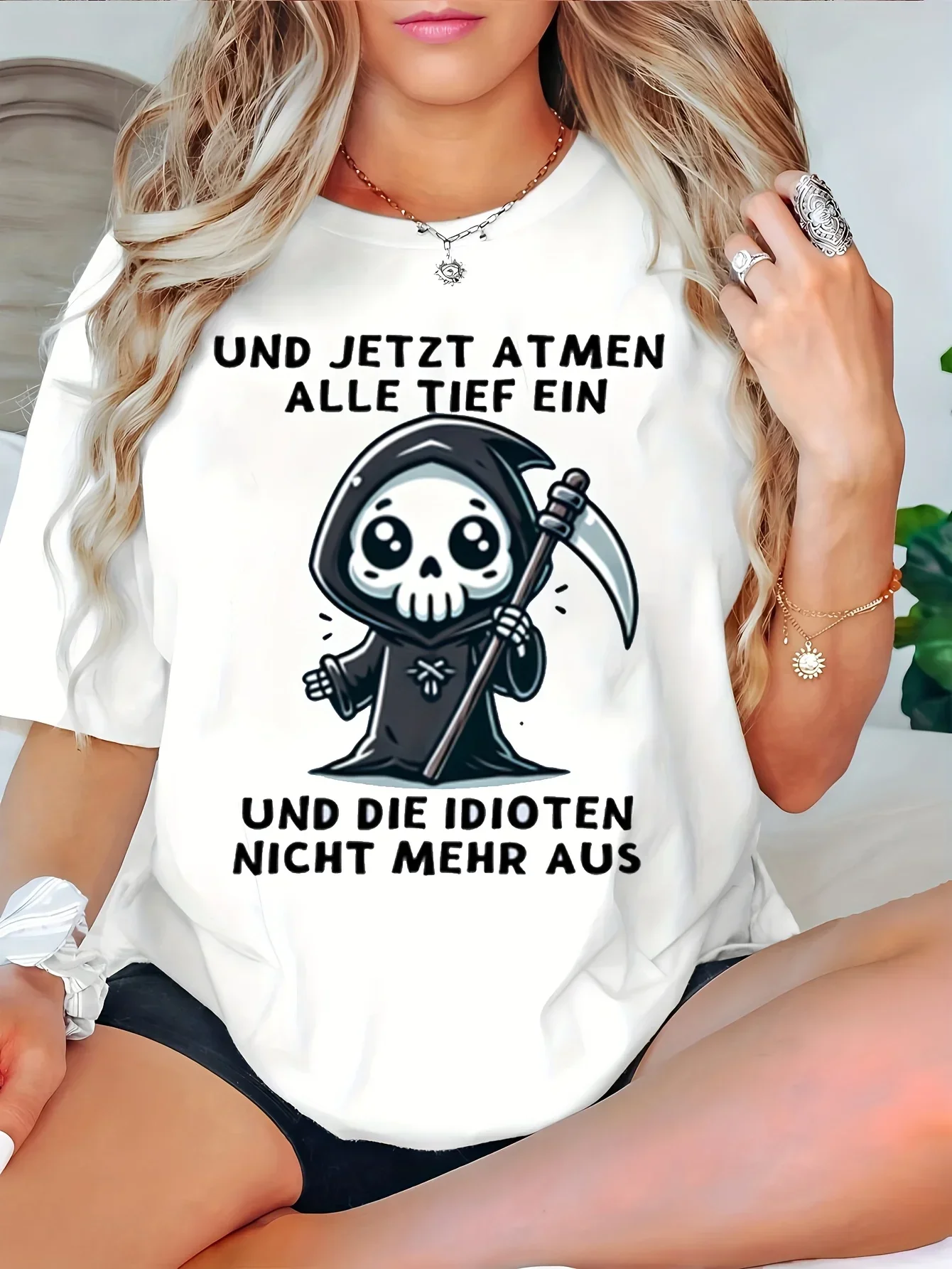 تي شيرت نسائي صيفي متوسط التمدد برسومات هيكل عظمي وألماني عالي الجودة باللون الأبيض كاجوال مع روح الدعابة #2
