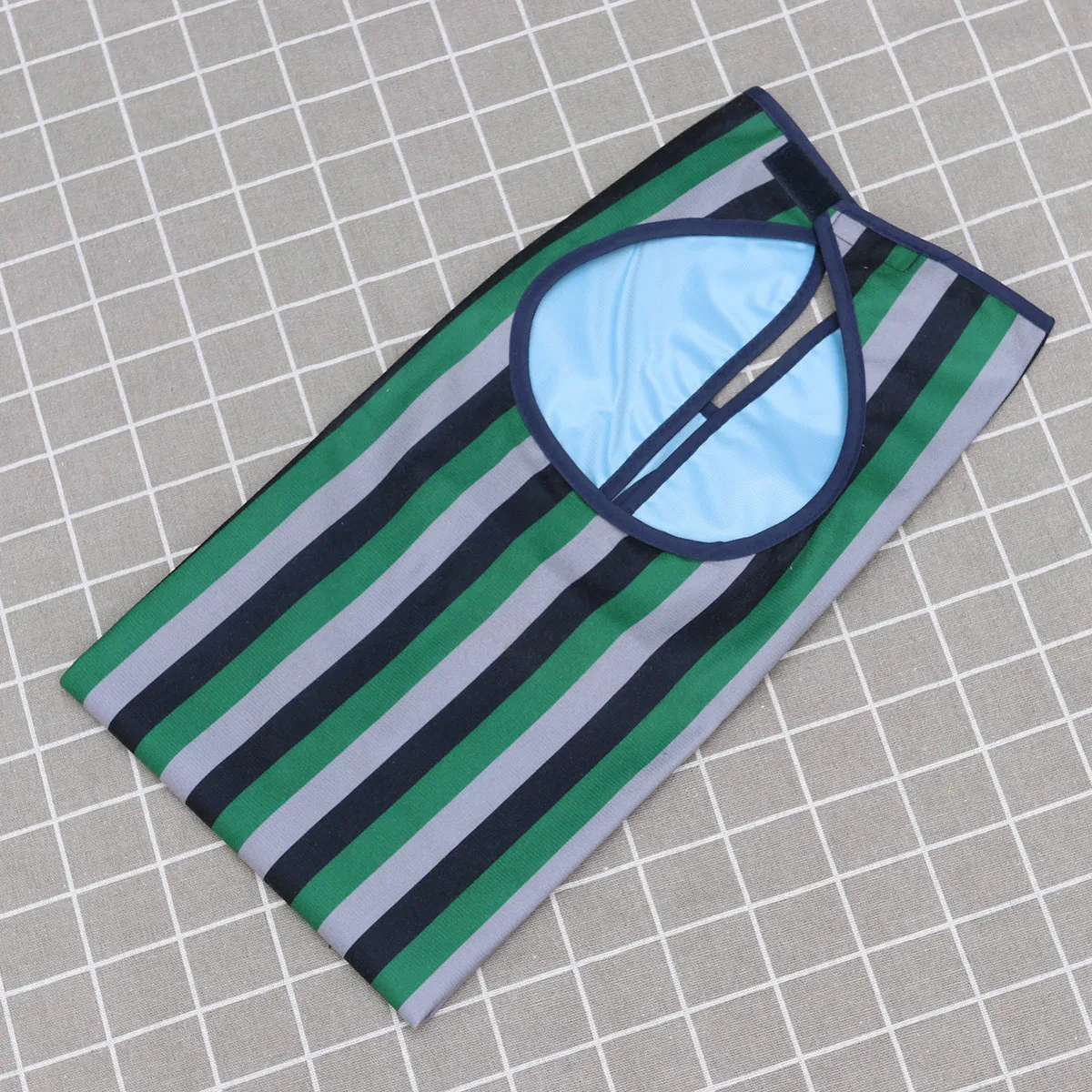 

Waterproof Adult Bibs Green Washable Protector Aid Apron Mealtime Large Size Adjustable Neck Tape Anti Oil Stain Free Easy Clean
