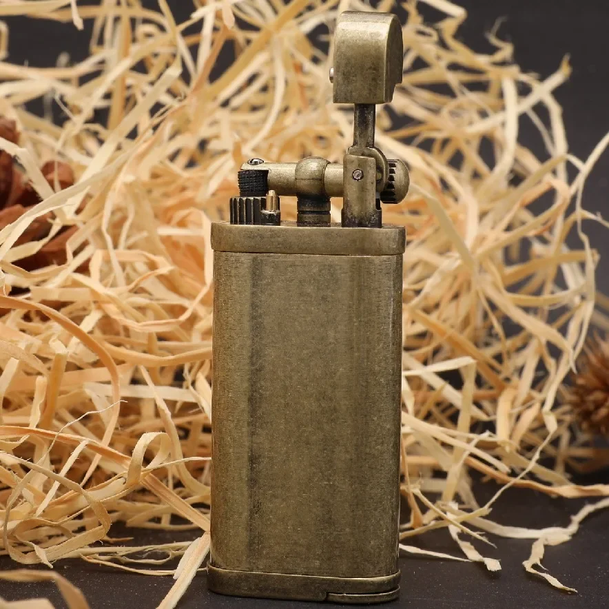 2024 New creative personality pipe lighter metal turbine straight into the fire outdoor portable gadget male