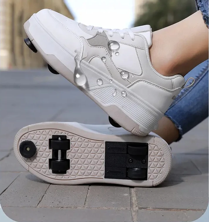 

Детская прогулочная обувь с автоматическим тормозом, маленькие четырехколесные детские кроссовки. Уличные детские роликовые коньки в качестве рождественских подарков.