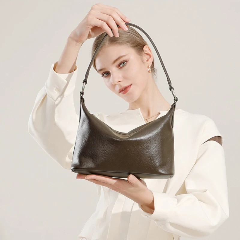 

Luxury 2025 Summer Vintage Top-Grain Cowhide Leather Women's Underarm Bag Classic Commuting Hobo & Versatile Crossbody Purse
