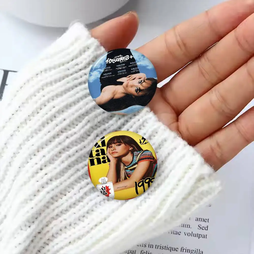 A-Aitana O-Ocana المغني الإبداعية صفيح لينة زر دبابيس الحيوان أيقونة بروش التلبيب على ظهره شارة الملحقات دبوس #4