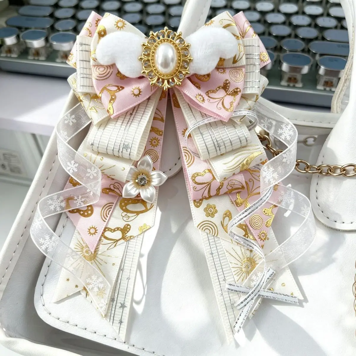 Rhinestone Angel Wings Bow Concert Support Stick Charm Lolita Cute Women's Dress JK Shirt Collar Bow Brooch Handmade Accessory