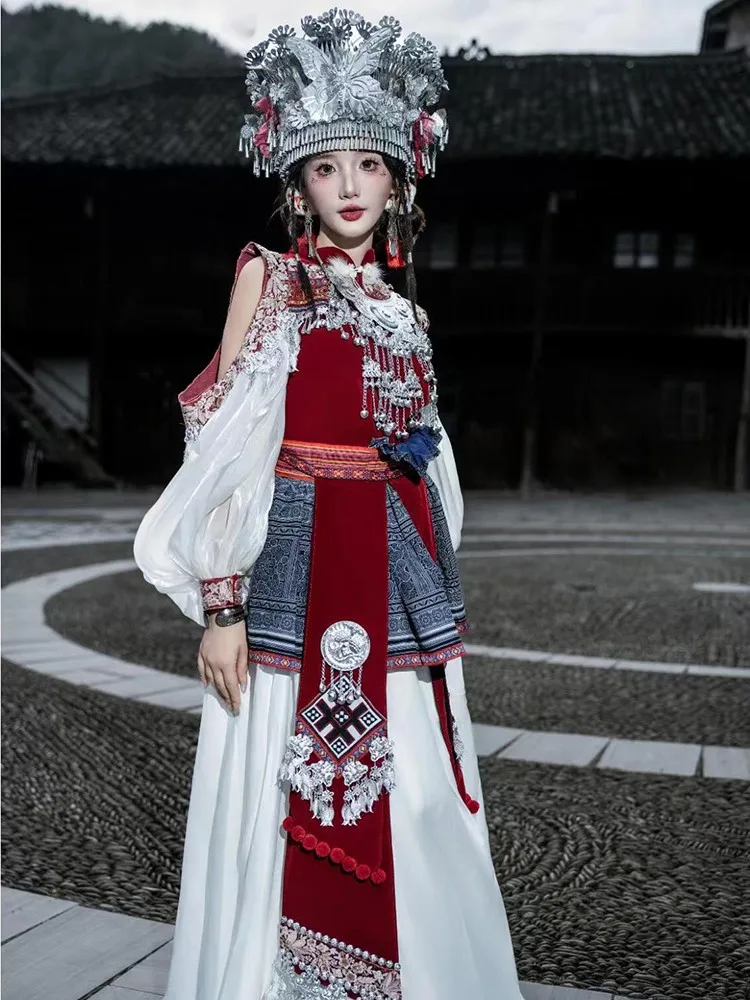 

The new clothing is designed by heavy Industry featuring ethnic photo suits and exotic performance costumes