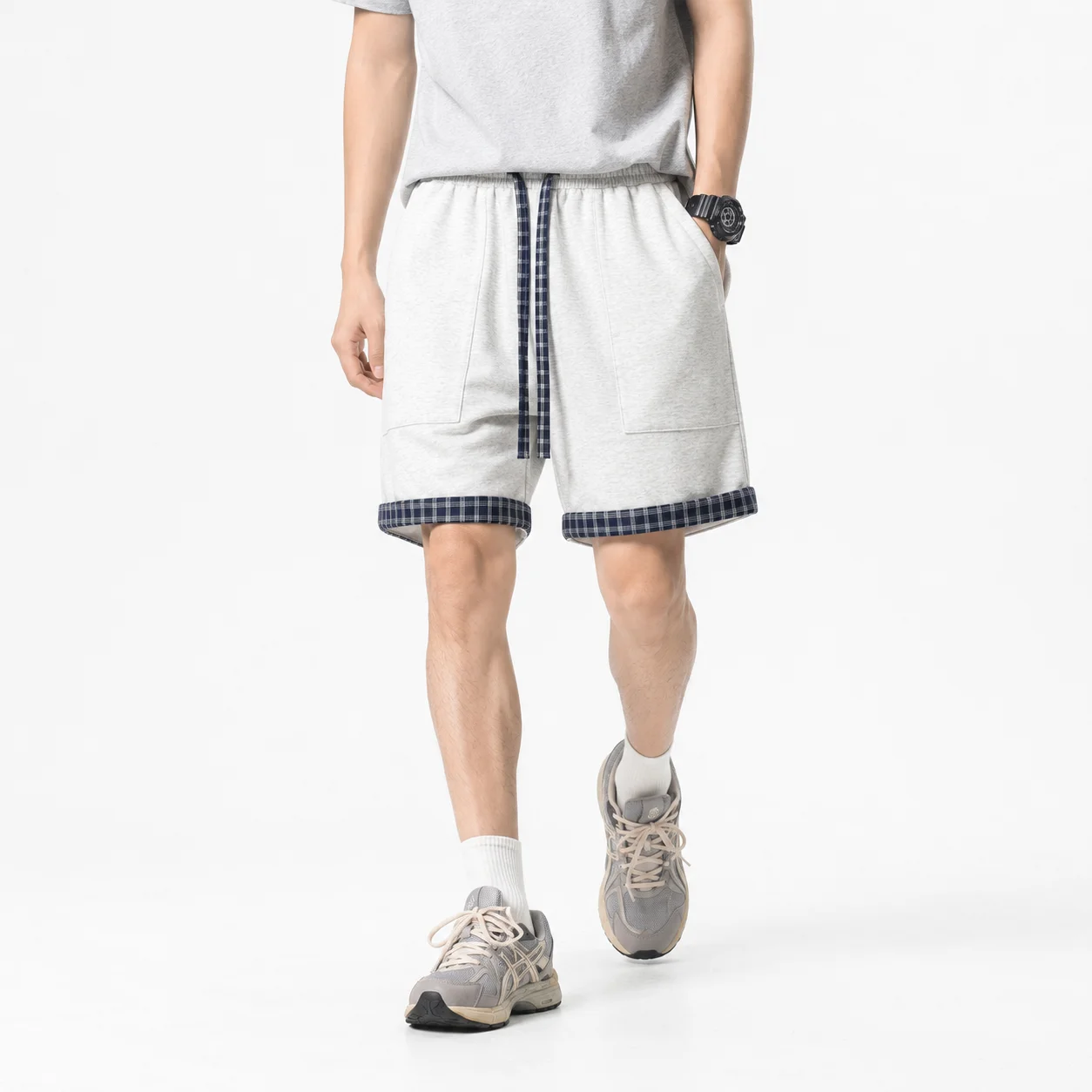 2026 Summer Men's Fashion Casual Thin Style Sports Running Shorts