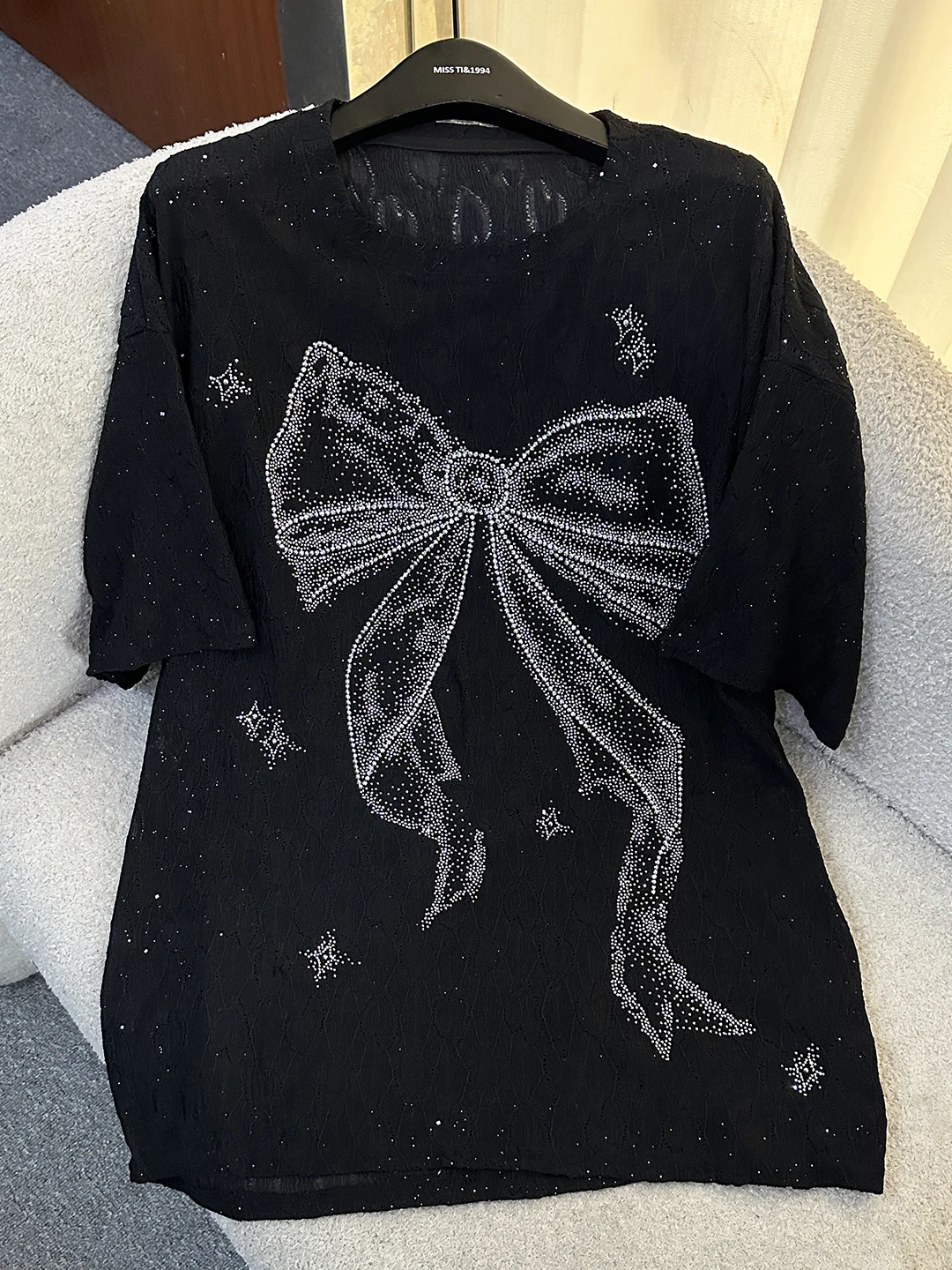 

2025 Summer Heavy Industry Hot Diamond Bow Short-sleeved T-shirt Women's Loose Casual Fashion Medium and Long Top Trendy Tee