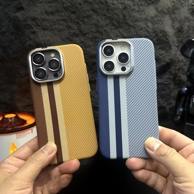 

Luxury Carbon Fibre MagSafe Phone Case For iPhone 15 14 13 12 Pro Max 15 Promax Magnetic Wireless Charging Shockproof Back Cover