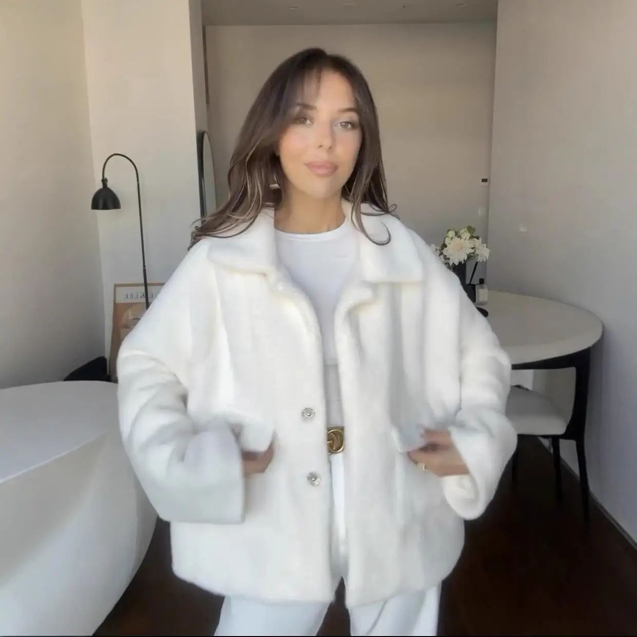 

Faionable Loose Fluffy Outerwear Soft Plu Autumn Winter High End Quali Long Sve PU Material Women's Coat