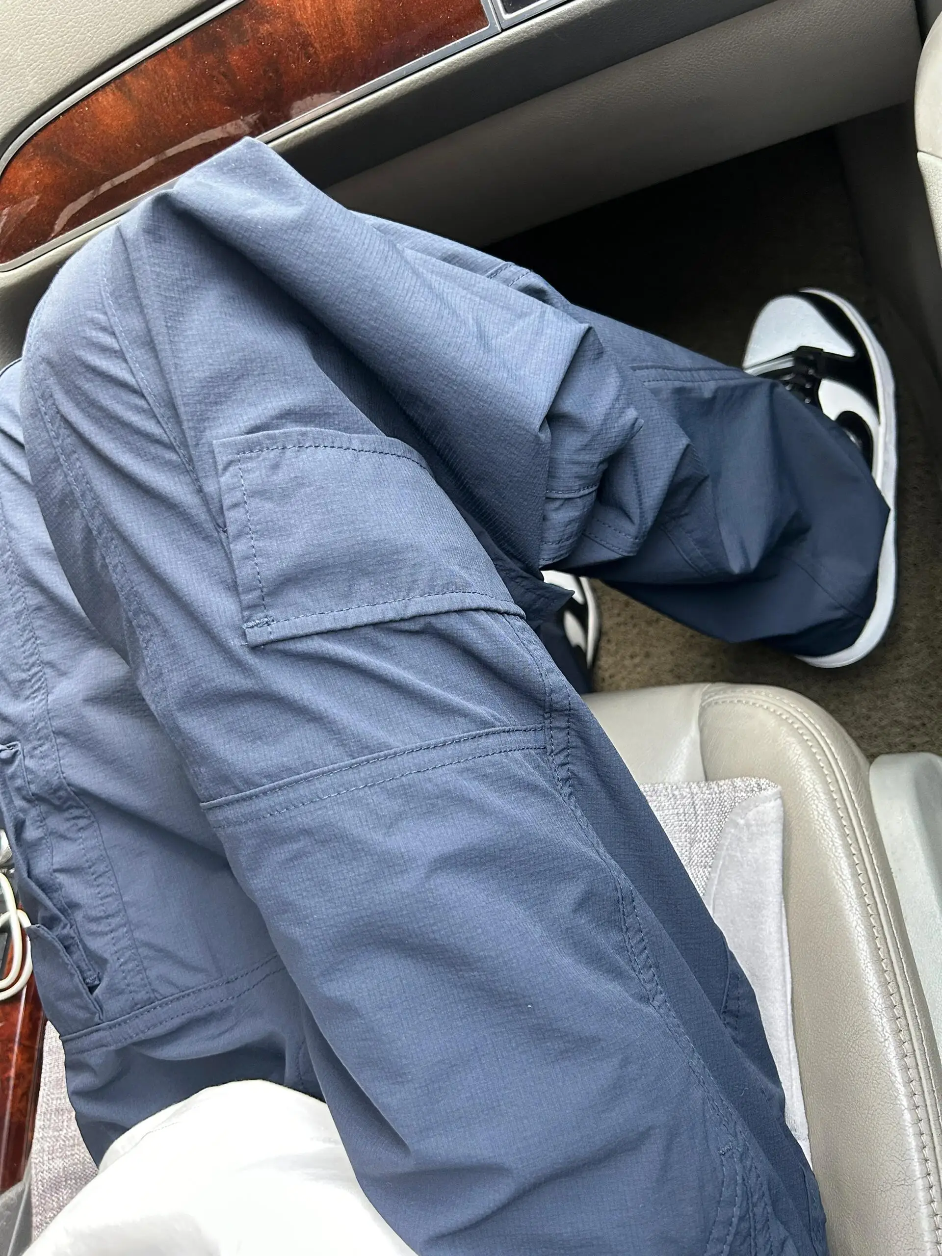 بنطلون رجالي صيفي رفيع مستقيم سريع الجفاف مقاوم للماء باللون الأزرق الأمريكي الكلاسيكي، مثالي للعمل في الهواء الطلق وتسلق الج...