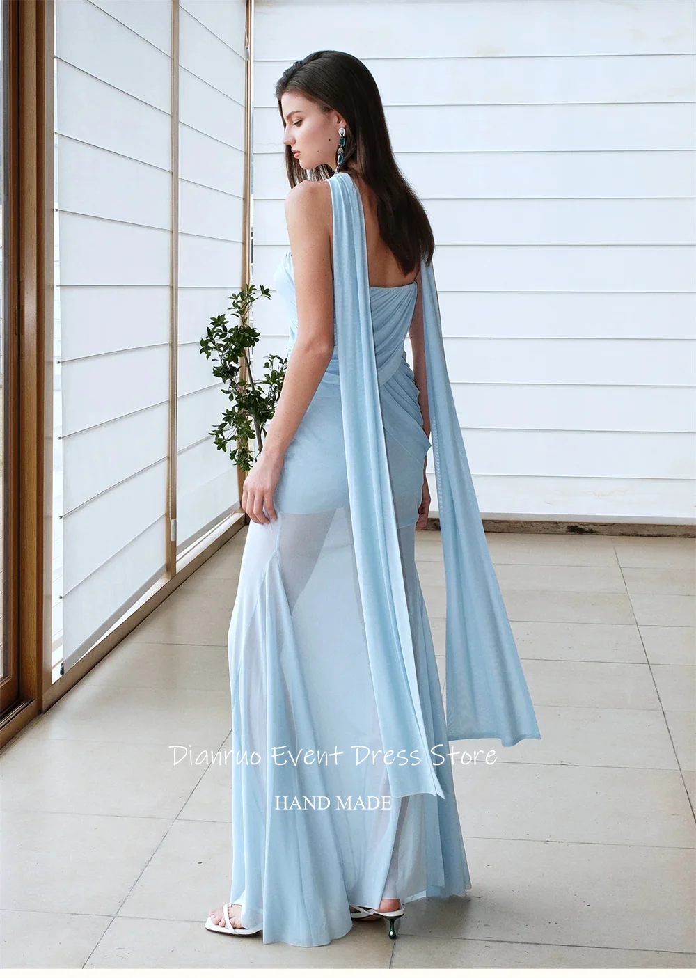 Dianruo リボン付きイリュージョンイブニングドレス ストレートスイートハート ラッフル装飾付き ベスティドス・デ・フェスタ ライトブルー サマープロムガウン 2025 カスタマイズ可能