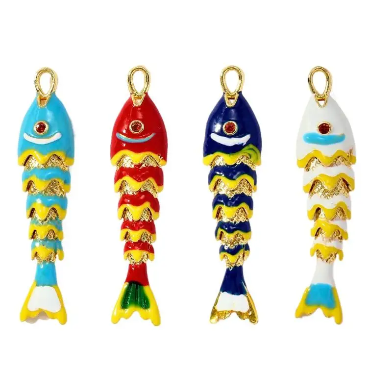 الكارب مطلي المينا الأسماك سحر مجوهرات اكسسوارات DIY المعلقات المنقولة الأسماك المعدنية الصغيرة الإبداعية للماء بالتنقيط النفط الأسماك يوميا