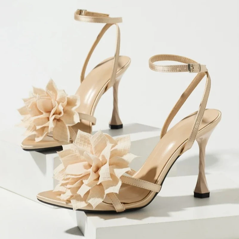 Elegant Satin Flower Detail Wedges Sandals Women Fashion  Adjustable Metal Buckle Ankle Strap High Heels Wedding Party Shoes