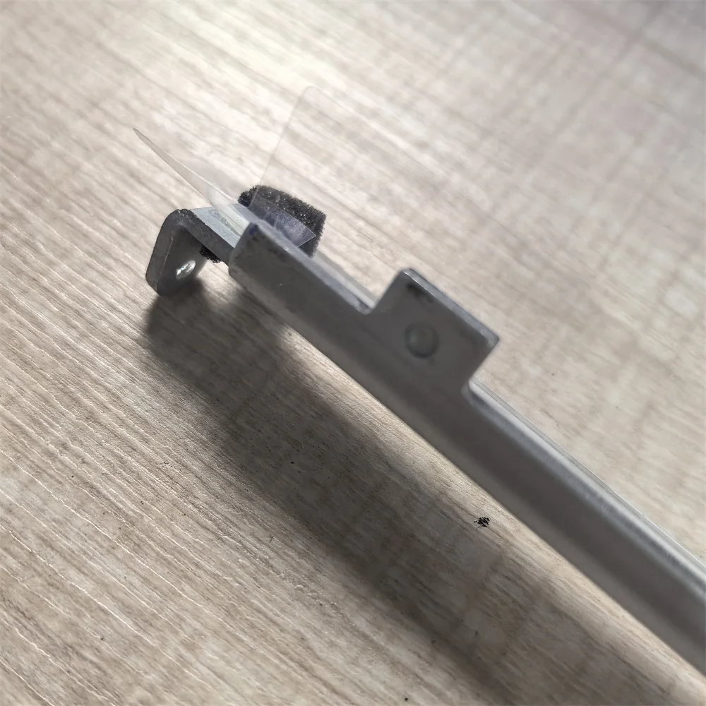 

FM1-B271-000 Transfer Cleaning Blade for Canon iRC3020 C3025i C3320 C3320L C3320i C3325i C3330i C3520i C3525i C3530i Copier Part