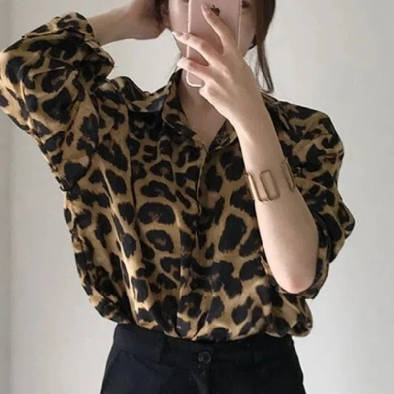 Fashion Artistic Retro Spring Summer New Blouses Women\'s Polo Collar Leopard Printed Loose Long Sleeve Single-breasted Shirts