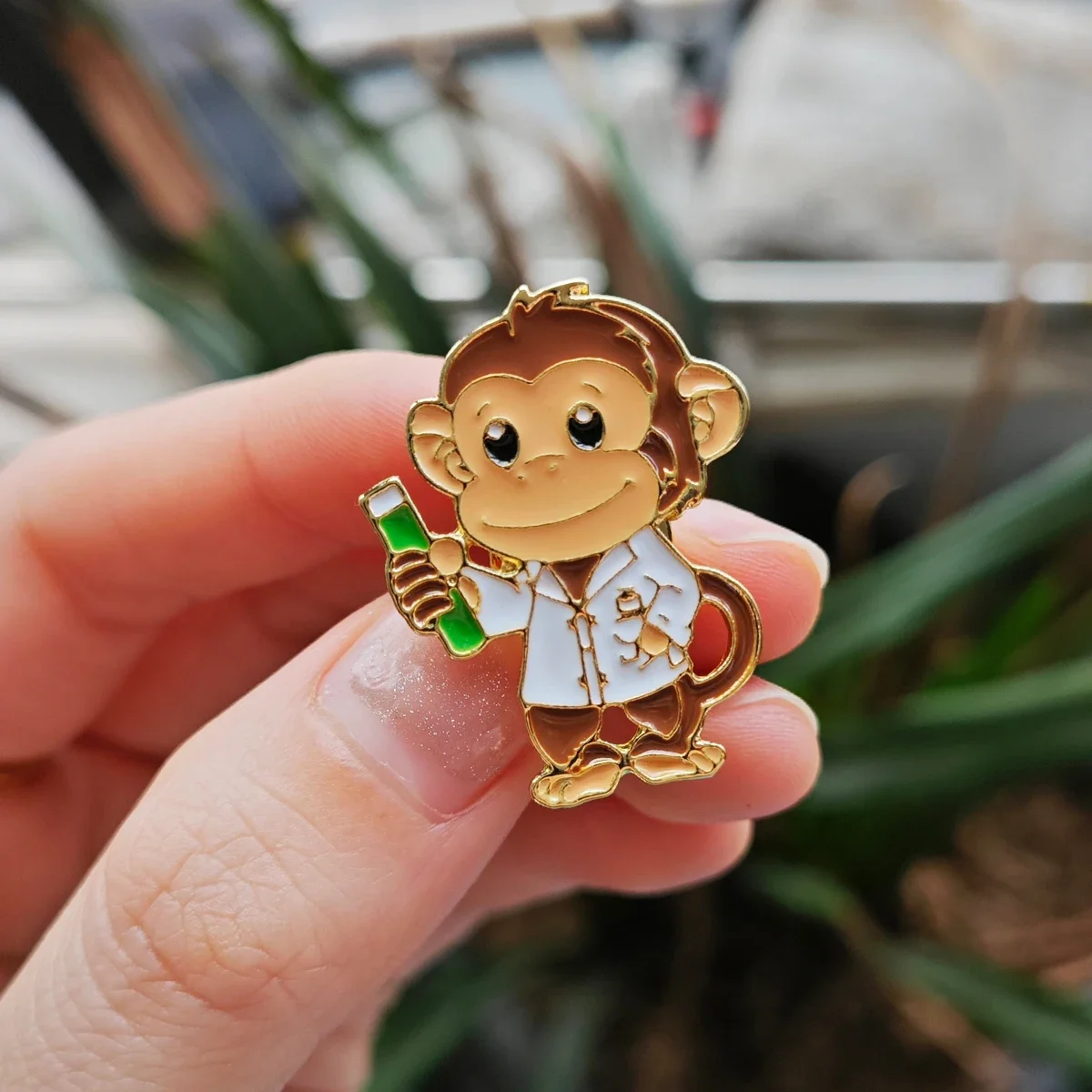 Chemistry Biology Lab Monkey Brooch Pin Cute Science Lapel Lanyard Bag Badge Jewelry Gifts for Scientist Student Teacher