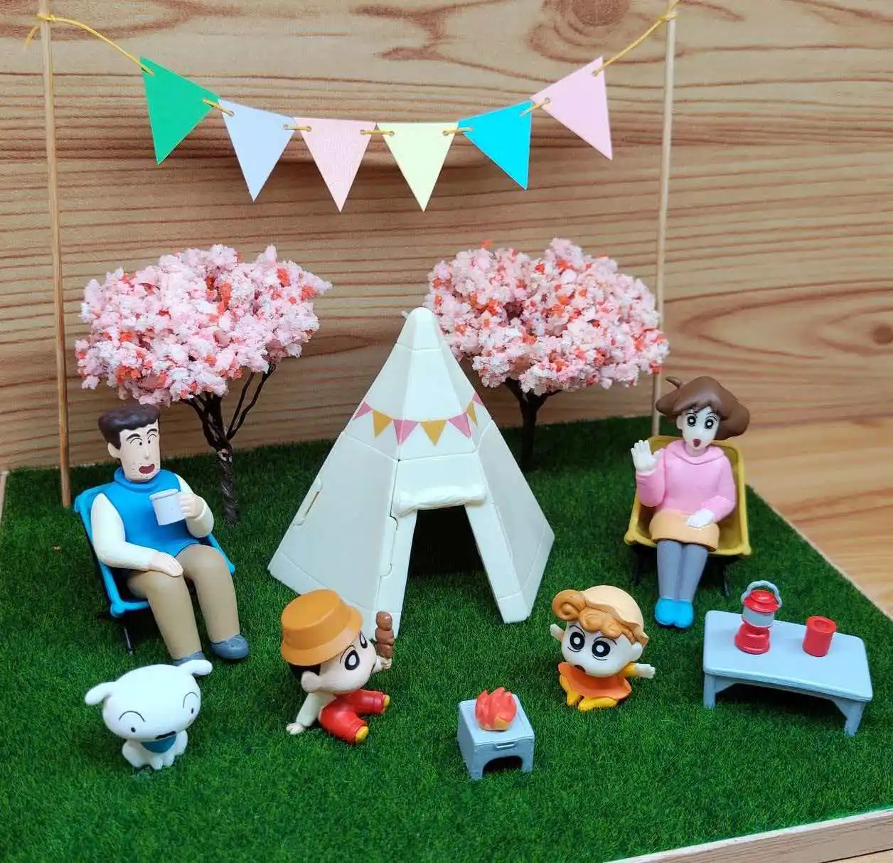 In Stock Xiaoxin Family Camping Series Blind Box Mini Action Figures Model Cute Cartoon Dolls Scene Decoration Toy Gift For Fans