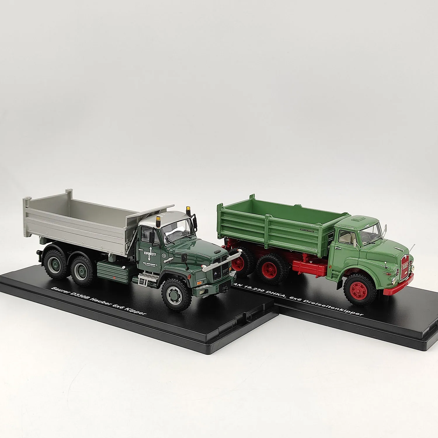 Golden Oldies 1:50 Scale Saurer D330B/MAN 19.230 DHKA Resin Car Model view 5