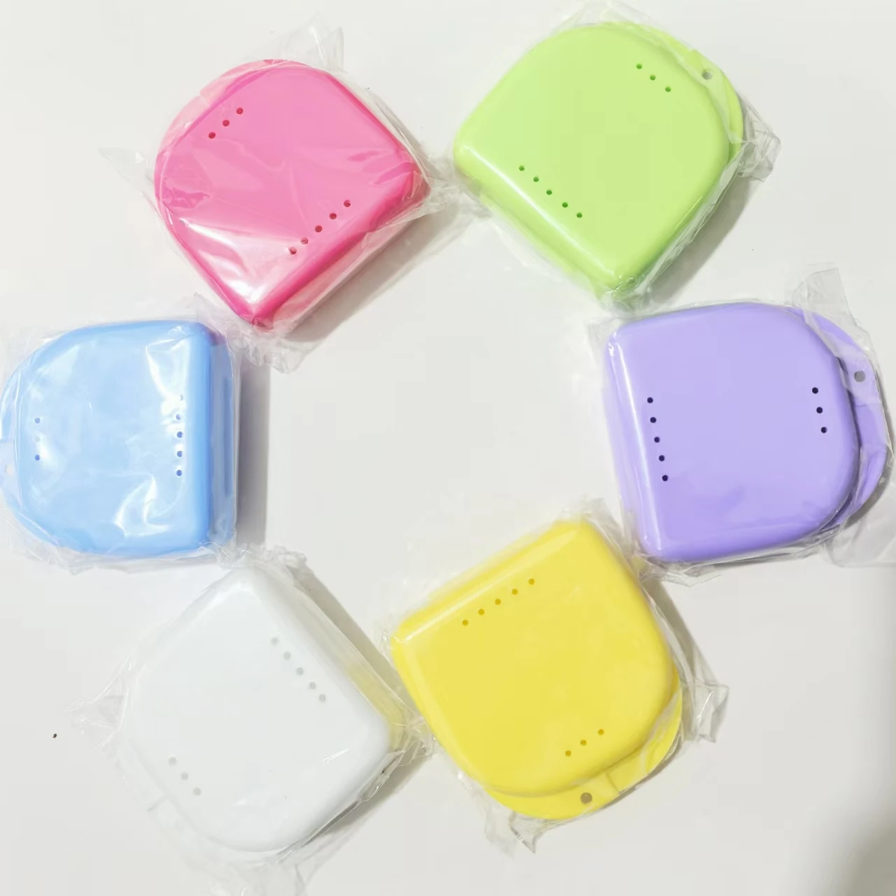 

New Plastic Tray Box Dental Orthodontic Retainer Box Case Plastic Teeth Container Denture Box False Teeth Protective Case Teeth