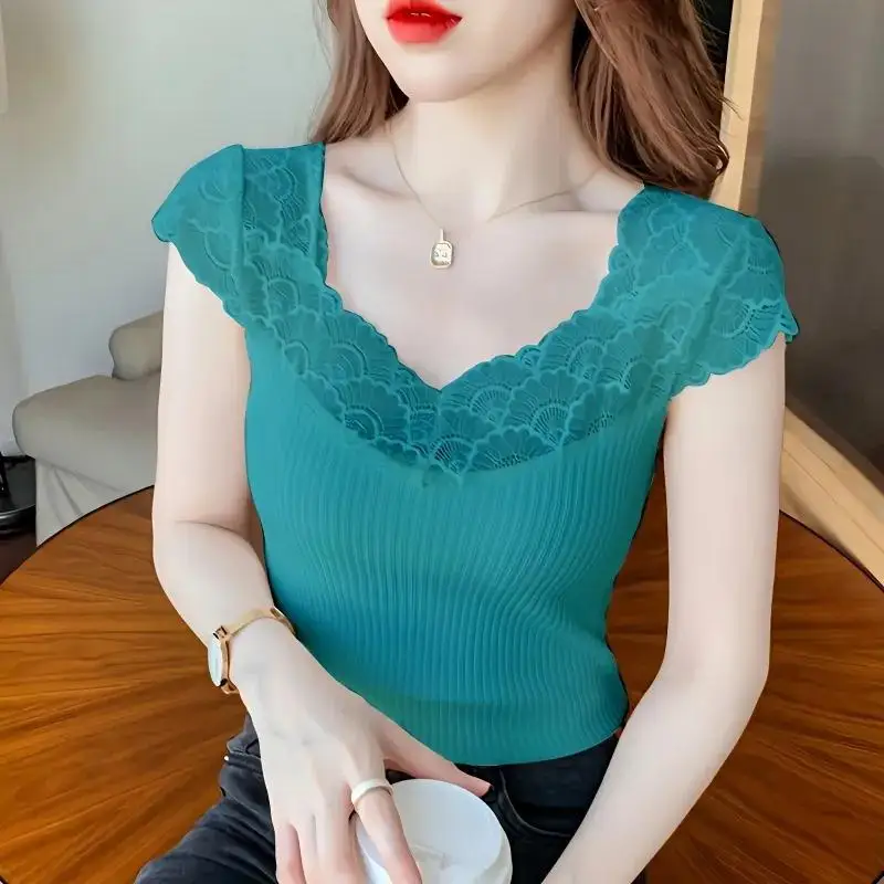 

Кружевной жилет, вязаная футболка с короткими рукавами для женщин, лето 202, новый стиль, темпераментный дизайн, тонкий и шикарный топ