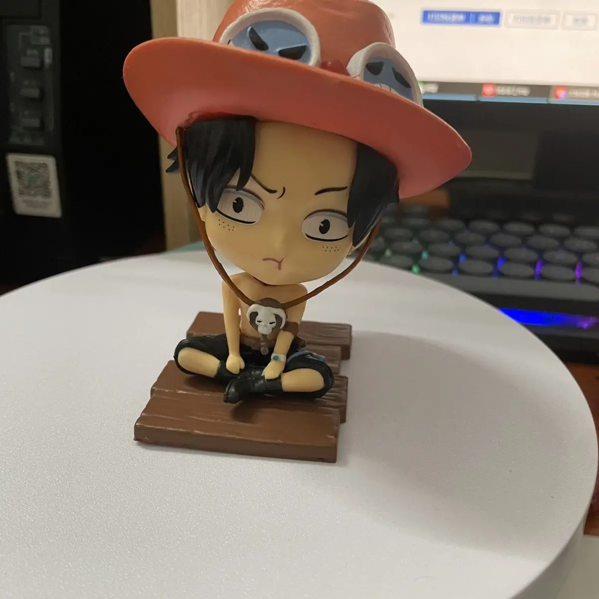 One Piece  Ace figurine, Luffy popular collectible accessories, anime model, tabletop decoration, car-mounted decoration 2026 view 4