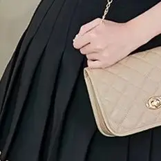

Fashion Solid Color Shoulder Bag Women Leather Casual Lingge Embroidery Chain Crossbody Bags