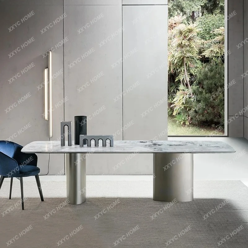 

Минималистичный обеденный стол из глянцевой каменной плиты прямоугольной формы, современный простой домашний обеденный стол из нержавеющей стали и комплект стульев.