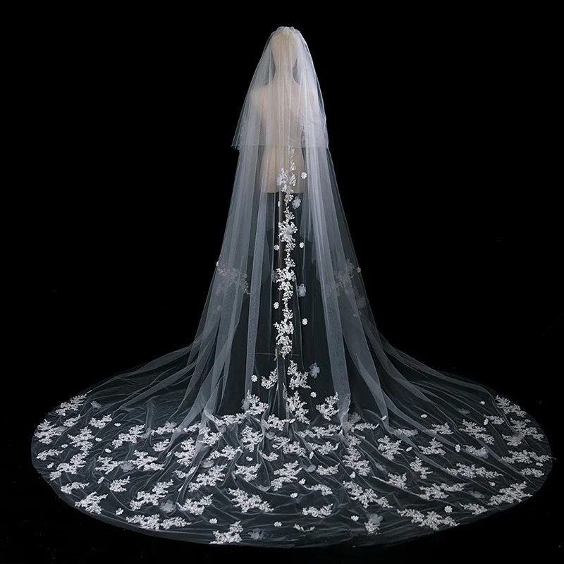 Bridal veil car bone lace row flower white long veil wedding headgear double layer can cover the face large trailing veil