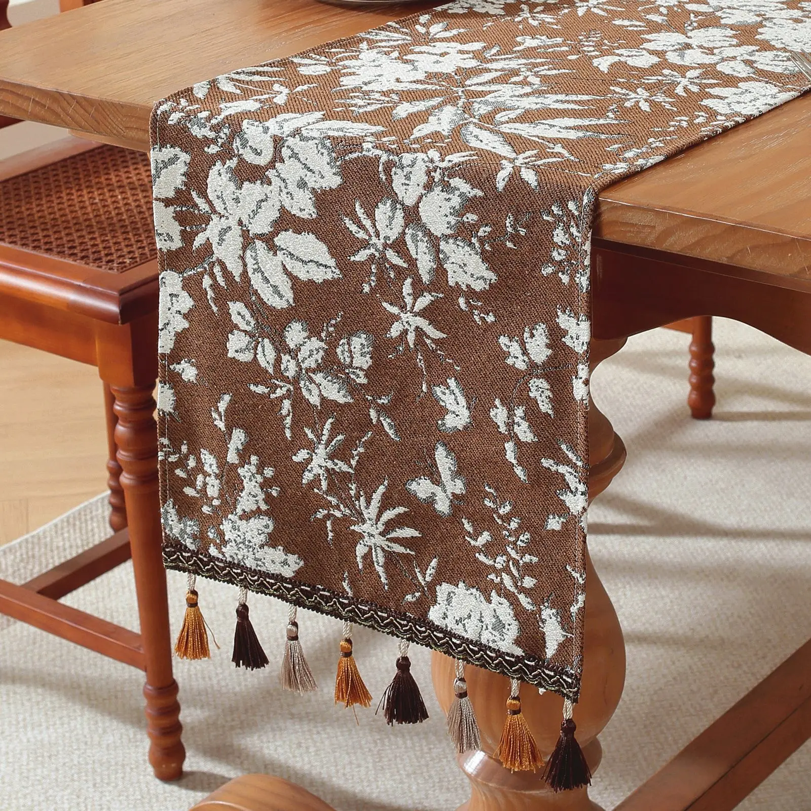 American Light Luxury Jacquard Cotton and Linen Table Runner Dining Room Living Room Table Flag Table Cover Dust-proof Pad