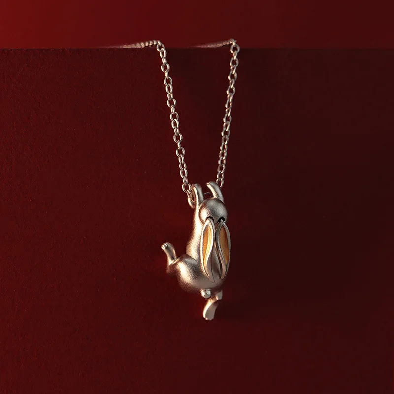 Fashion Naughty Little Rabbit Necklaces for Women Retro Cartoon Animal Pendant Clavicle Chain Girl Jewelry Accessories Gifts