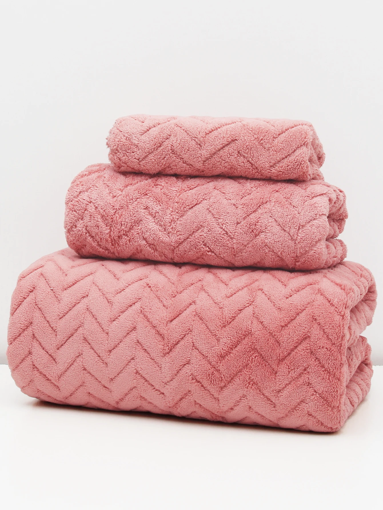 3Pcs [Towel+Towel+Bath Towel] Wheat Coral Fleece Combo Set, Soft and plaid, Quick and Easy to Dry, Can Be Used for Bathing, Washing Face,Etc