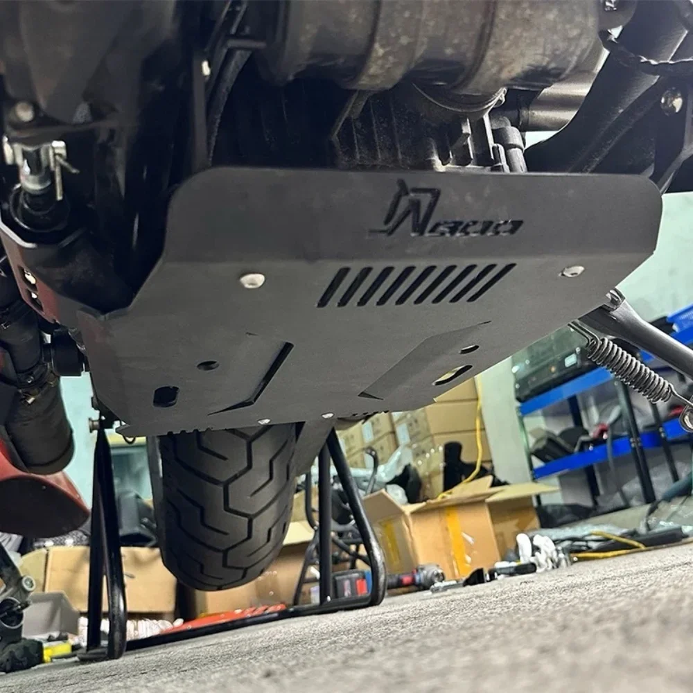 

For QJMOTOR Flash 600 modification parts: Engine chassis cover, protective underbody plate and bottom cover