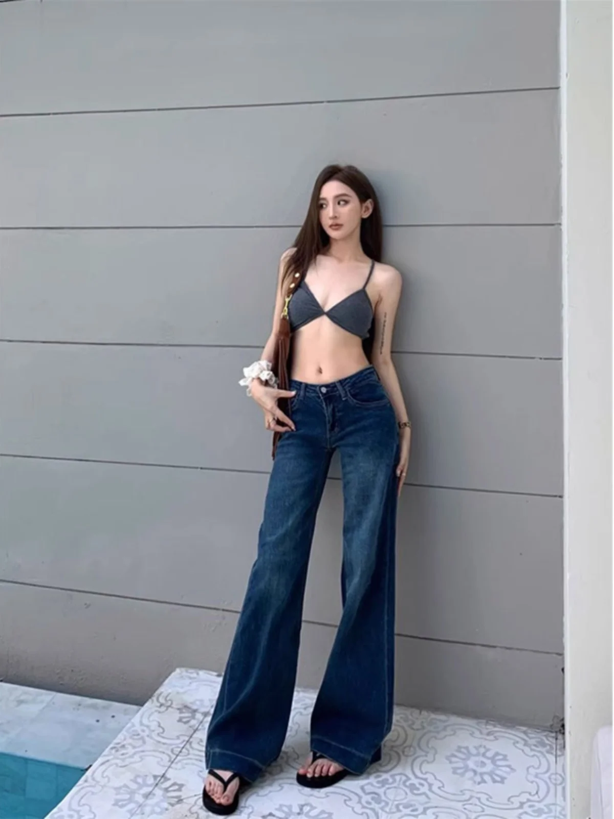 

Low Waist Wide Leg Jeans Women's Loose Straight Cut Trousers Autumn Design Sensation Bell Bottom Floor Length Pants
