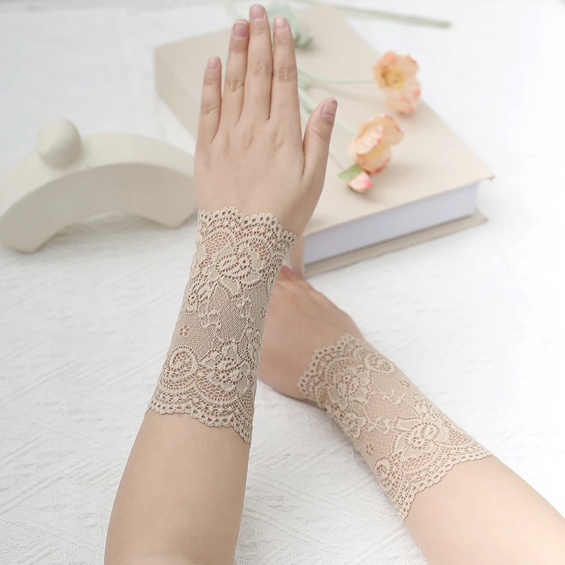 Sexy Lace Sleeve Women Short Arm Cuff Thin Elastic Cover Scars Wrist Summer Driving Fingerless Sunscreen Mittens
