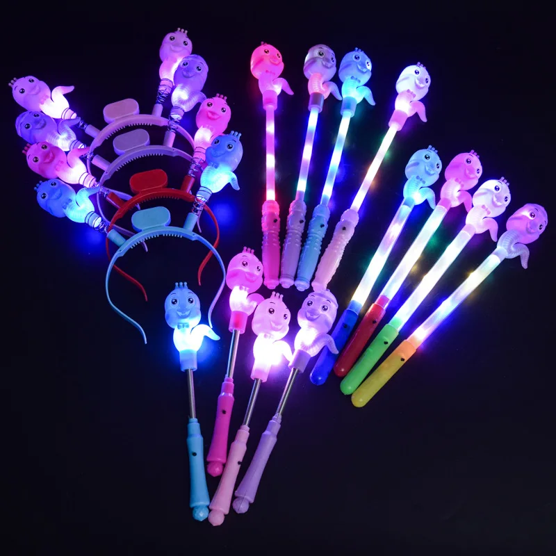 1pc piscando crianças presente brinquedo flash vara iluminar varas brilhantes festa de natal dia das bruxas iluminar varas dos desenhos animados novo concerto foto adereços
