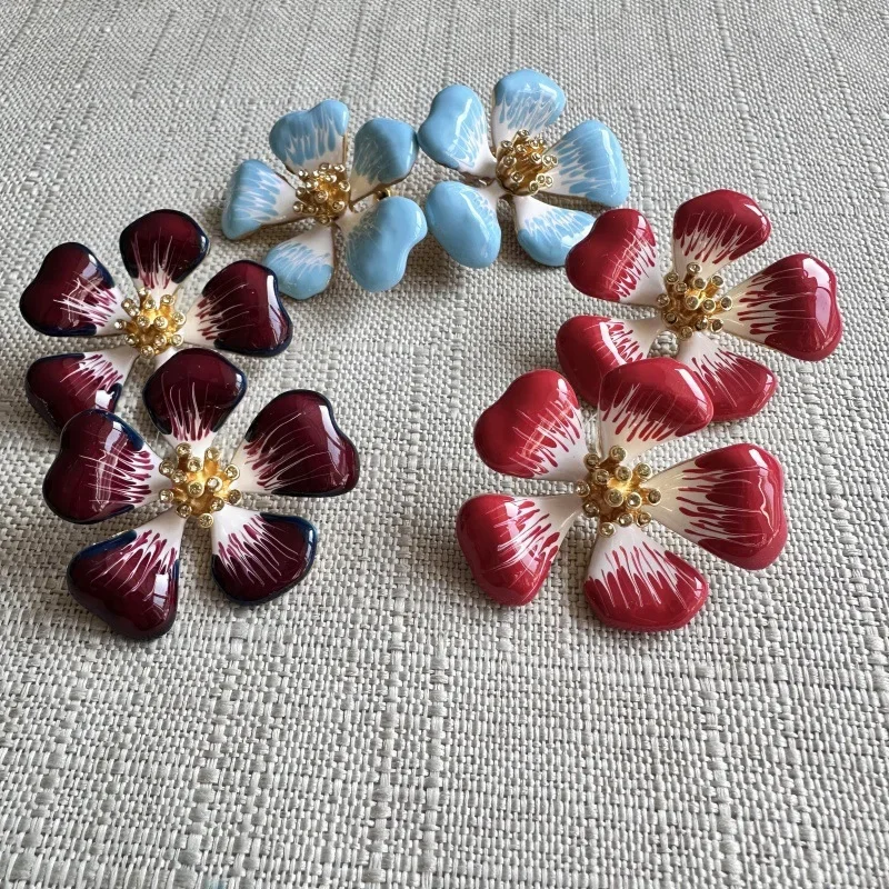 Early Spring Catwalk New Models Gradual Change Fresh Blue And White Enamel Glaze Cherry Blossom Earrings Retro Flower Jewelry