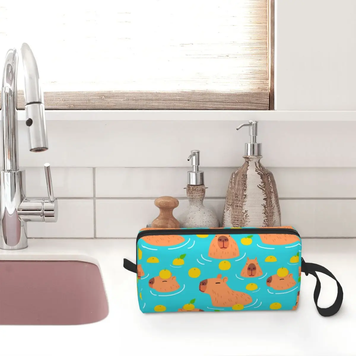 Capybara Cartoon Makeup Bag Pouch Waterproof Cosmetic Bag Travel Toiletry Small Makeup Pouch Storage Bag Men Women