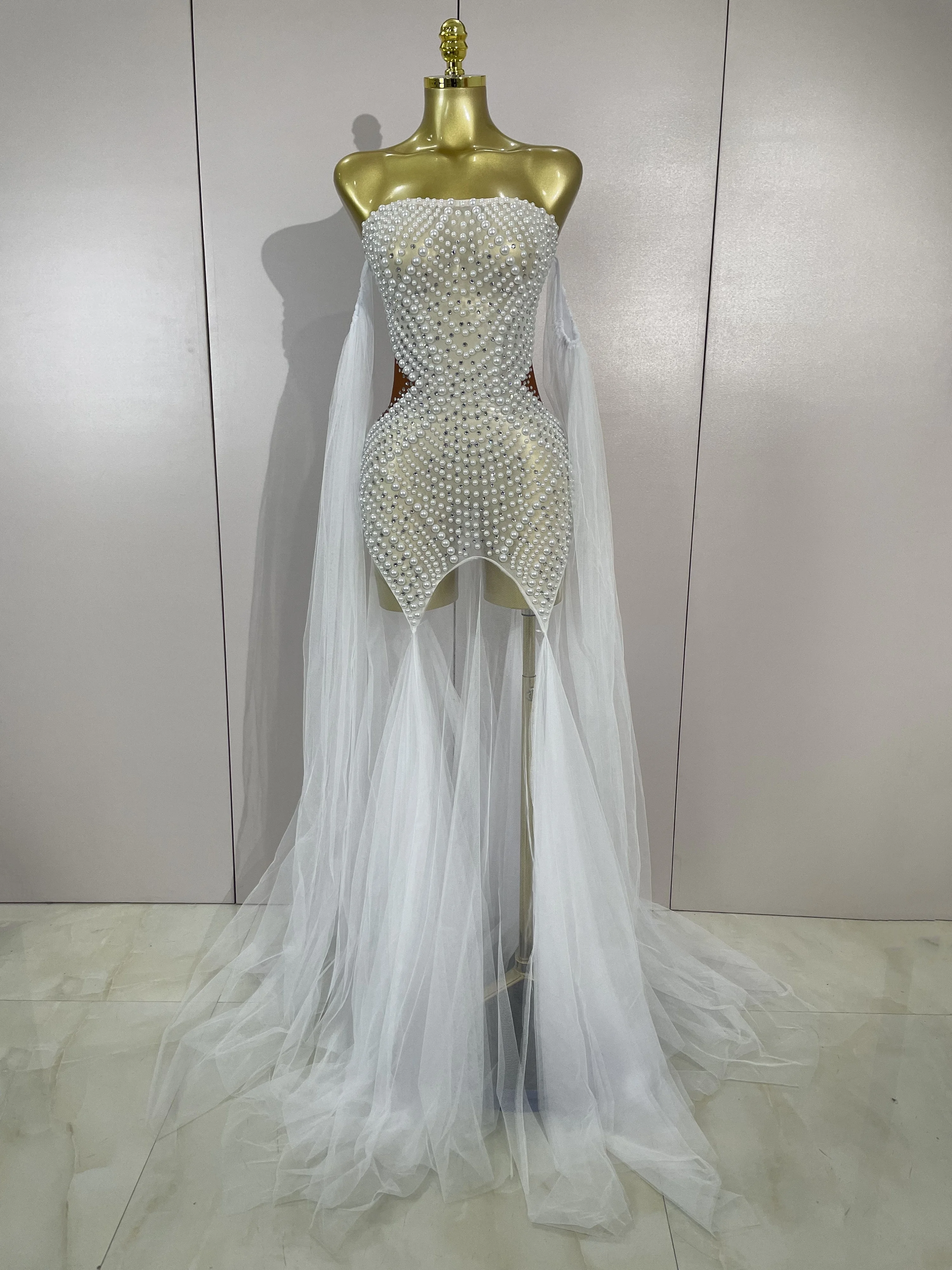 Elegante sprankelende strass witte parel sexy strapless mesh lange jurk bruiloft gast jurken luxe verjaardag avond feestjurk