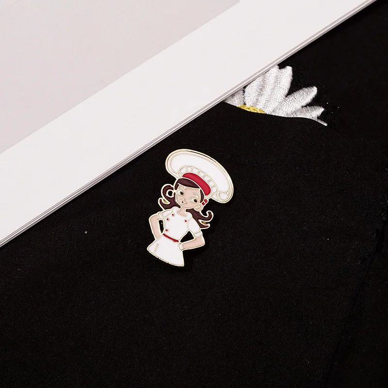 เข็มกลัดการ์ตูนสุดสร้างสรรค์ ตัวละครเฉพาะตัว ดีไซน์หยดน้ำมัน เครื่องประดับเข็มกลัดโลหะผสมรักษ์โลก ขายส่ง