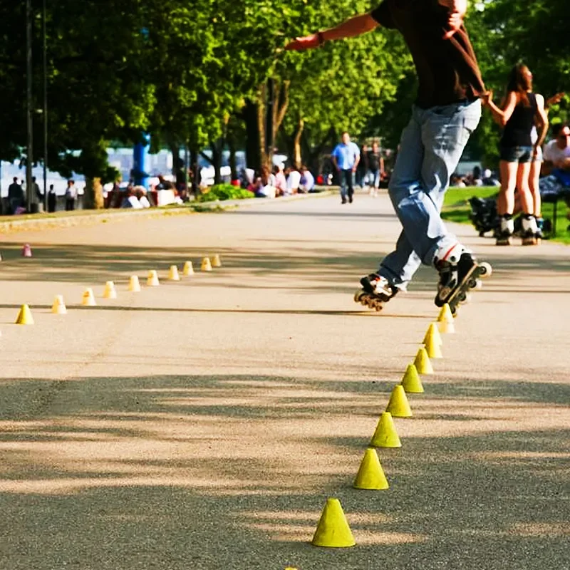 5Pcs Skate Marker Cones Roller Skating Pile Skateboard Soccer Training Marker Sign Bucket Road Cone Obstacles Roadblocks