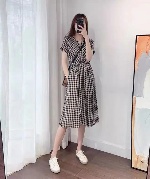 فستان نسائي فضفاض كبير الحجم بتصميم كوري صيفي بأكمام قصيرة وياقة مستديرة مع حزام خصر وتصميم مربعات #1