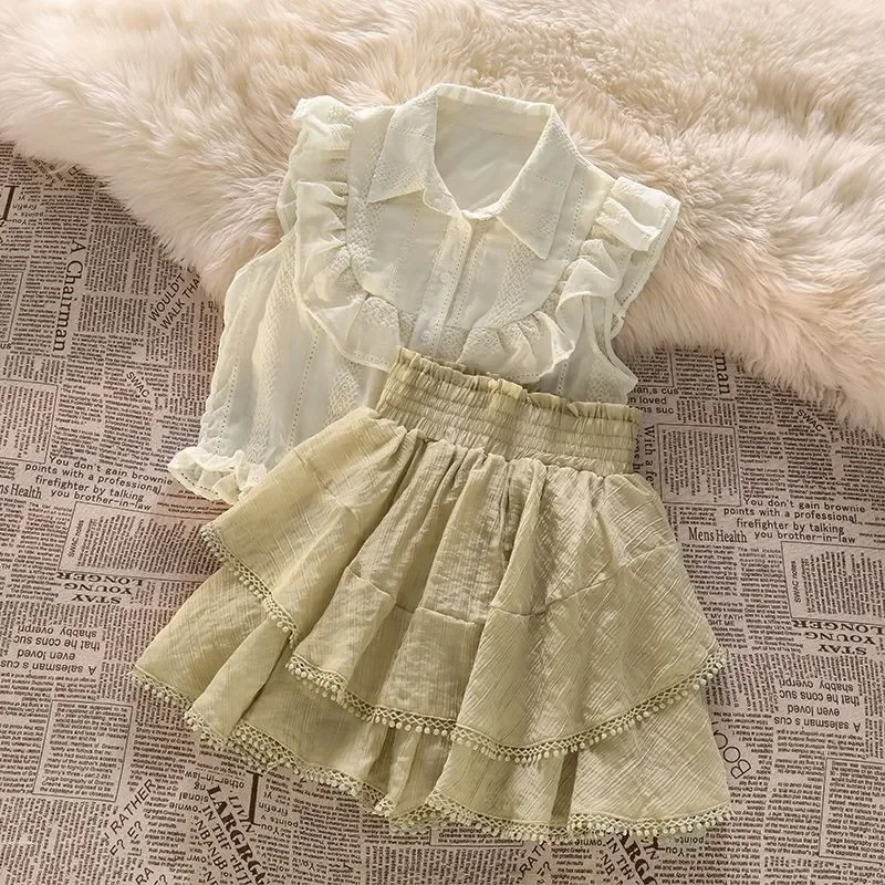 

2026 New Girls Summer Fashion Set Short-Sleeved Shirt And Half-Body Skirt Two-Piece Children's Clothing Ensemble