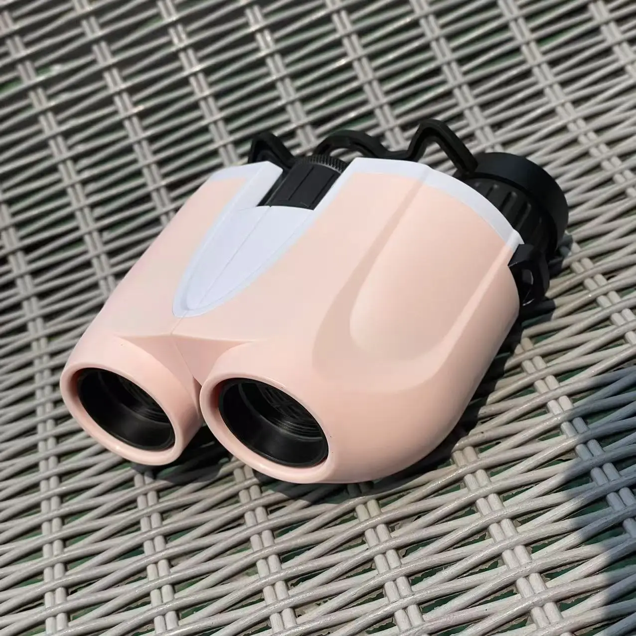 

SUNCORE High-Powered 10x25 L Binoculars with Easy Focus: Optimal for Hunting, Hiking Observation