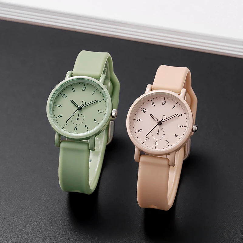 Women's Watch Fashion Simple Quartz Watch Student Sports Watch