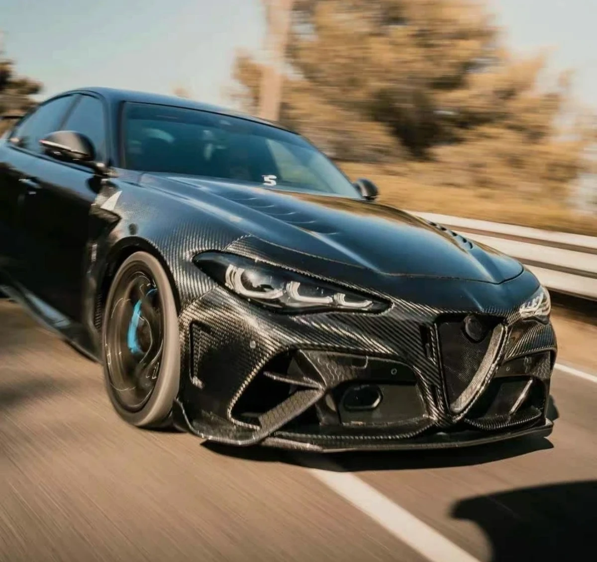 

Hot-Selling FORAlfa Romeo Giulia GTAM Style Fenders Carbon Fiber