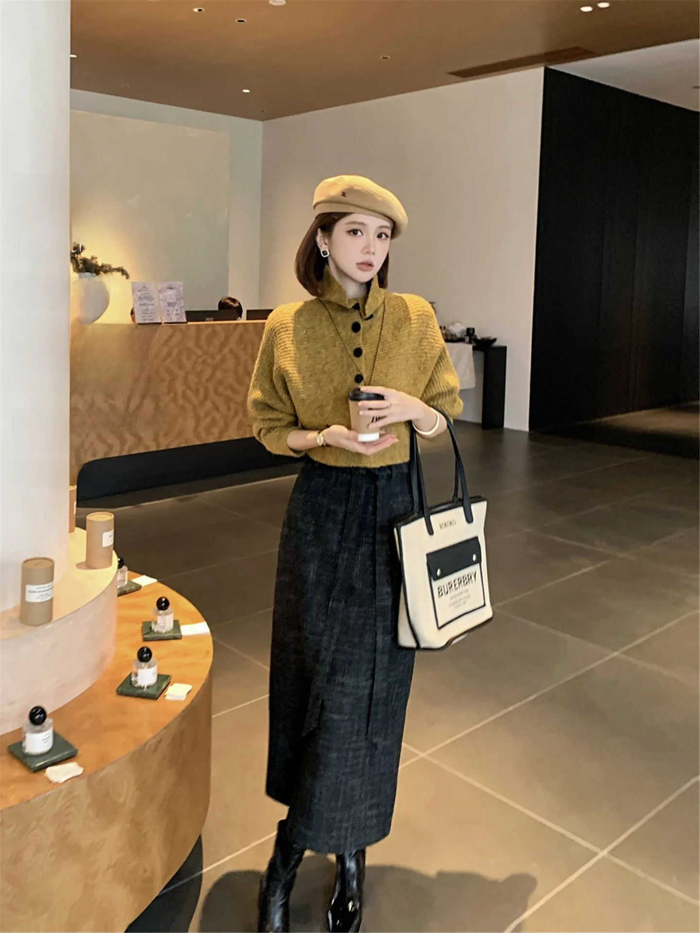 

Классическая шерстяная юбка миди для женщин с поясом, облегающая, А-силуэт, теплая, для повседневной носки, универсальная, осенне-зимняя