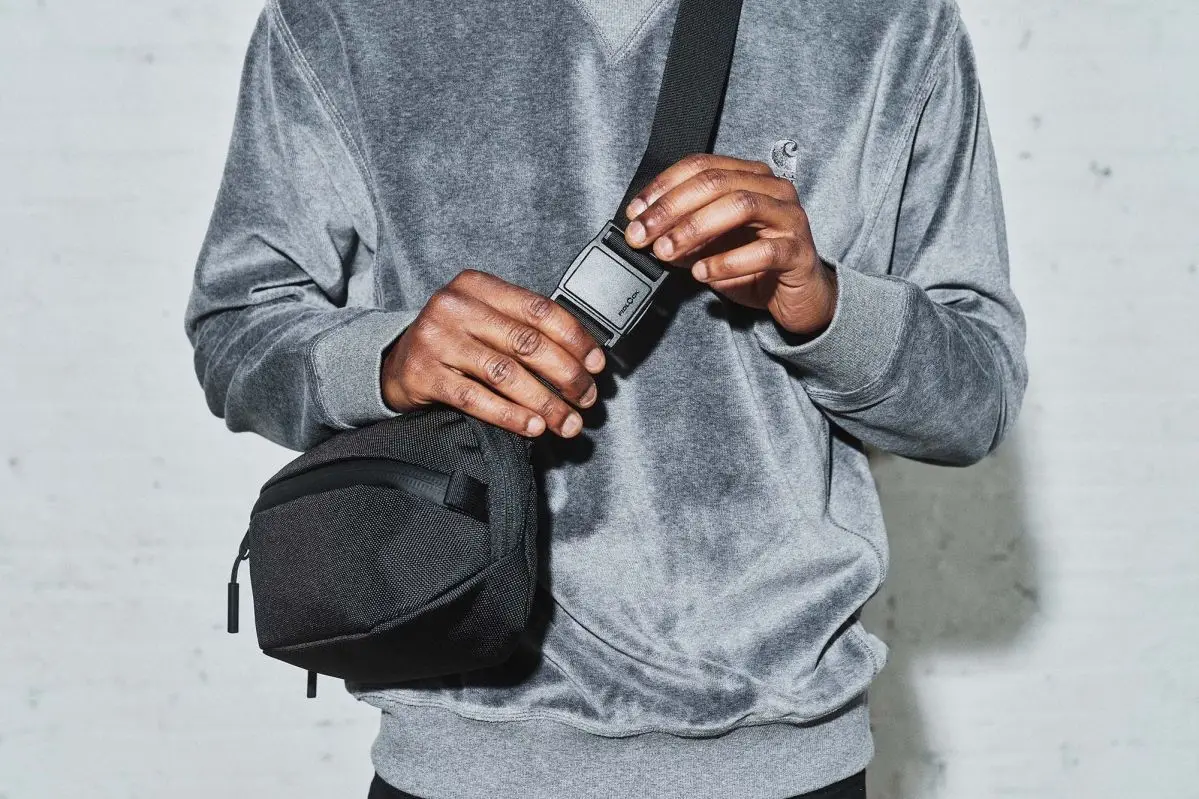 

Multifunctional Waterproof Bulletproof Nylon Casual Chest Bag Single-Shoulder Crossbody Bag