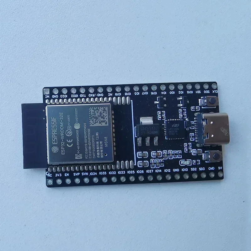 ESP32 DevKitC  Suitable for Various ESP32-WROOM-32E 4MB Module DevKit ESP32-DevKitC  CP2102