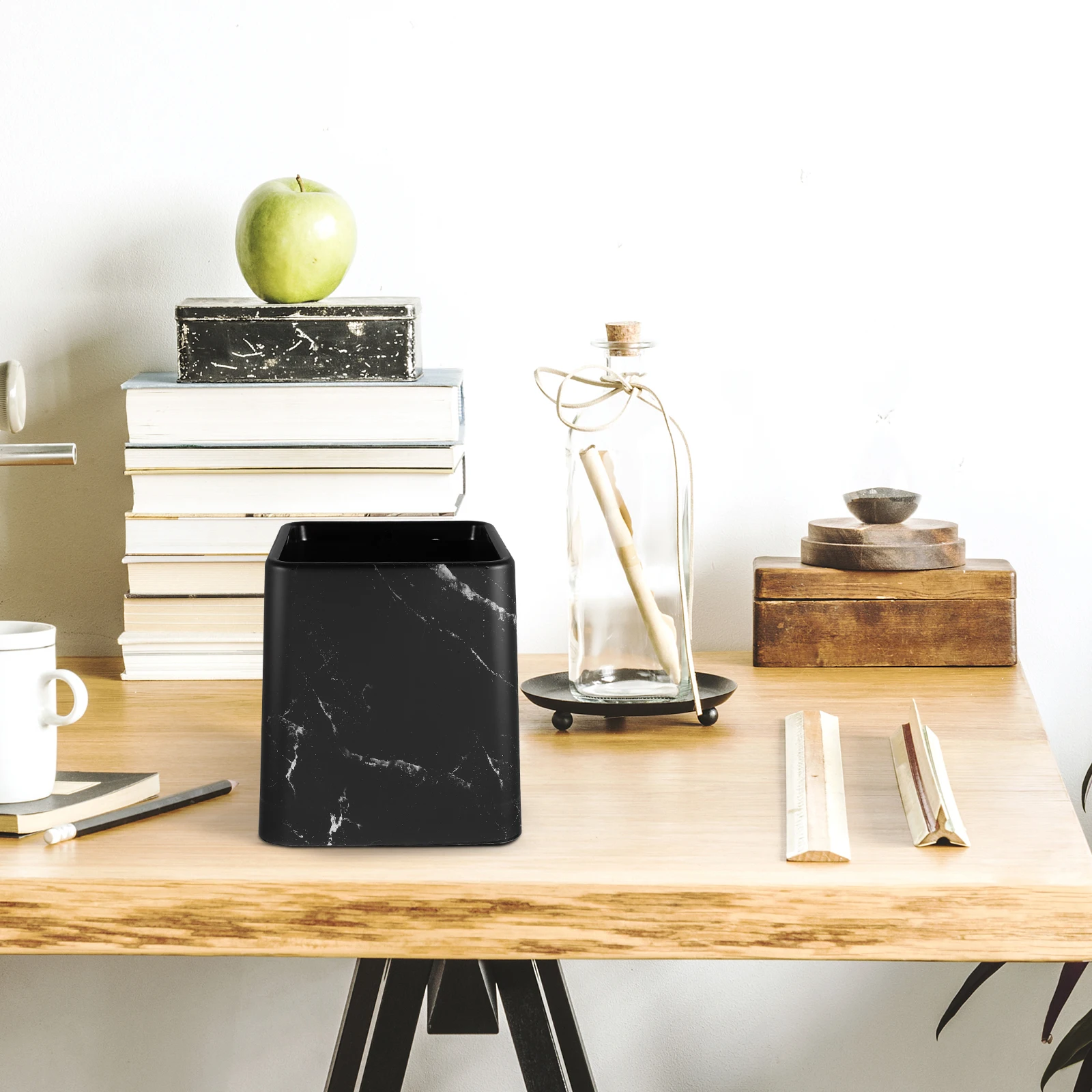 

Небольшой декоративный настольный мусорный бак с мраморным узором, корзина для мусора для спальни, ванной комнаты, кухни, офиса, кухни, мусорное ведро